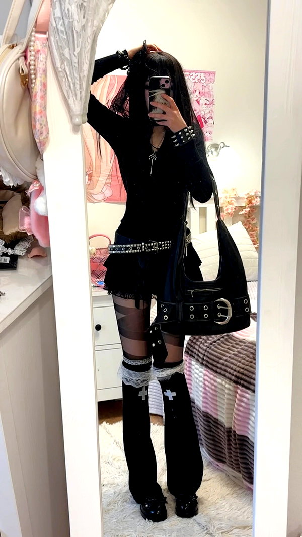 mie.llune instagram image archive image