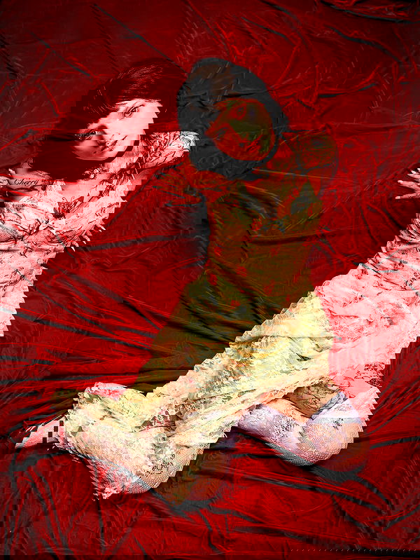 strawberryshanz strawberryshanz archive image