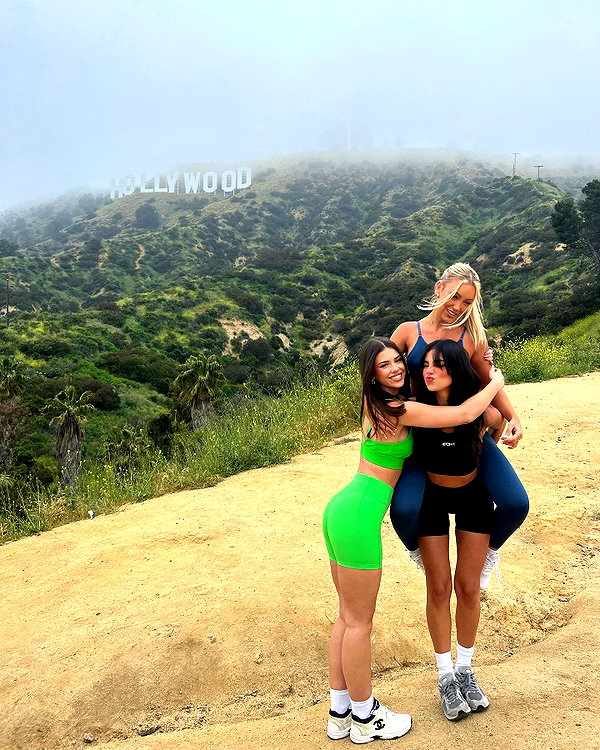 godbless_jess instagram image archive image