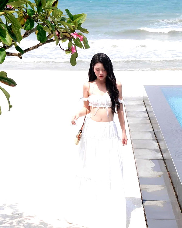 lyhythuedoxinh instagram image archive image