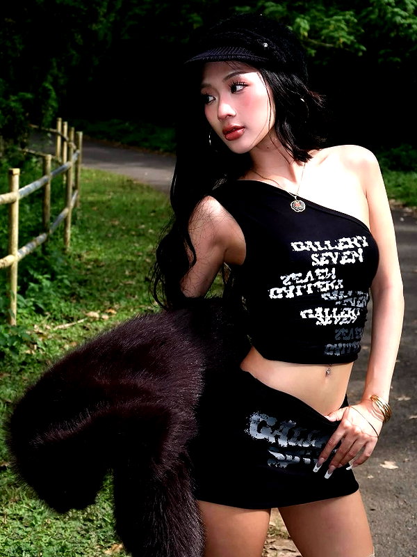 lyhythuedoxinh instagram image archive image