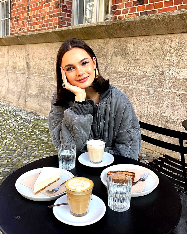 emmaaurora instagram image archive image