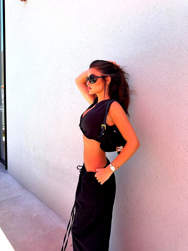 oliviaphillipps instagram image archive image