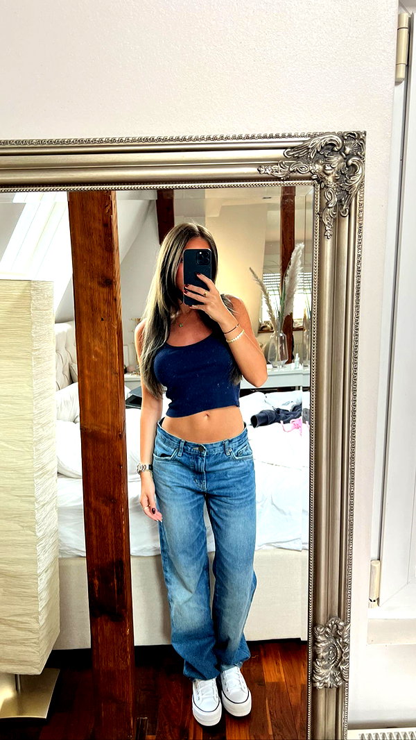 zoeliss instagram image archive image