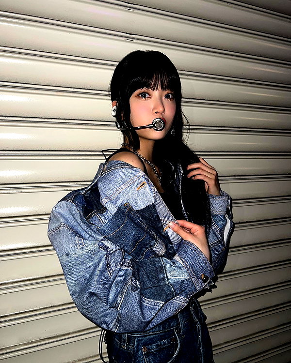 hhh.e_c.v instagram image archive image