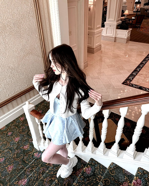 1uvgabi instagram image archive image