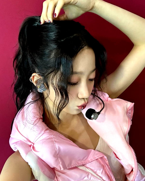 zuhazana instagram image archive image