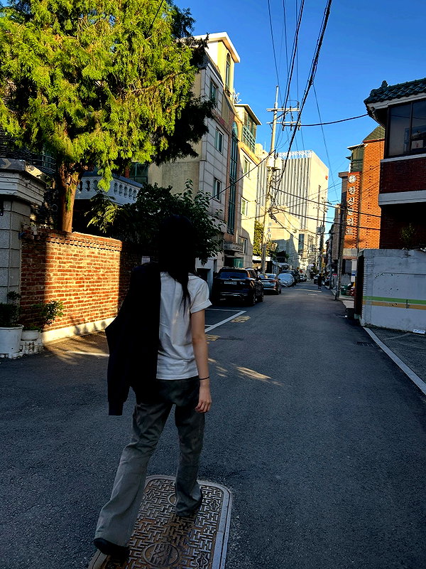srillun instagram image archive image