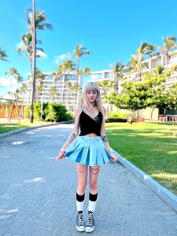 jadelaverne instagram image archive image