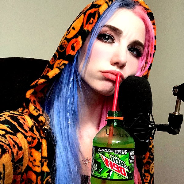 danielle.mercedie instagram image archive image