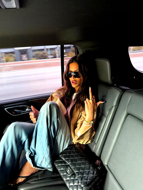 oliviaphillipps instagram image archive image