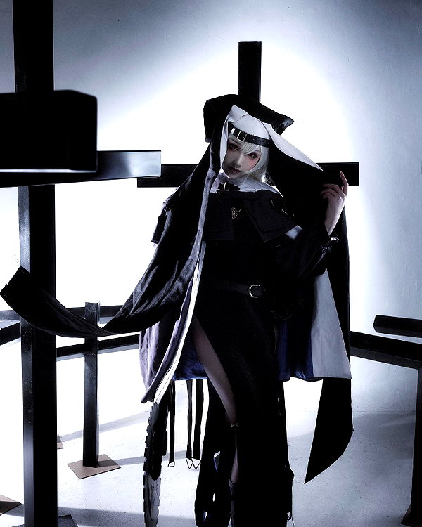 xier_cos instagram image archive image