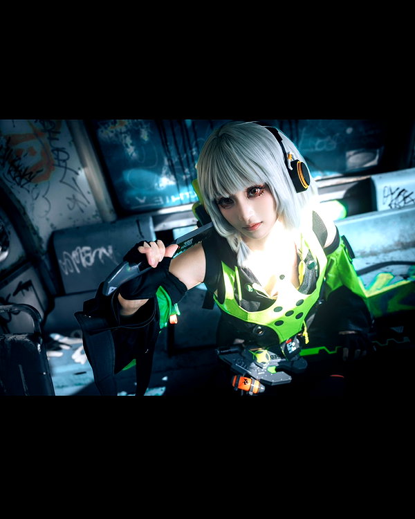miee_cos instagram image archive image