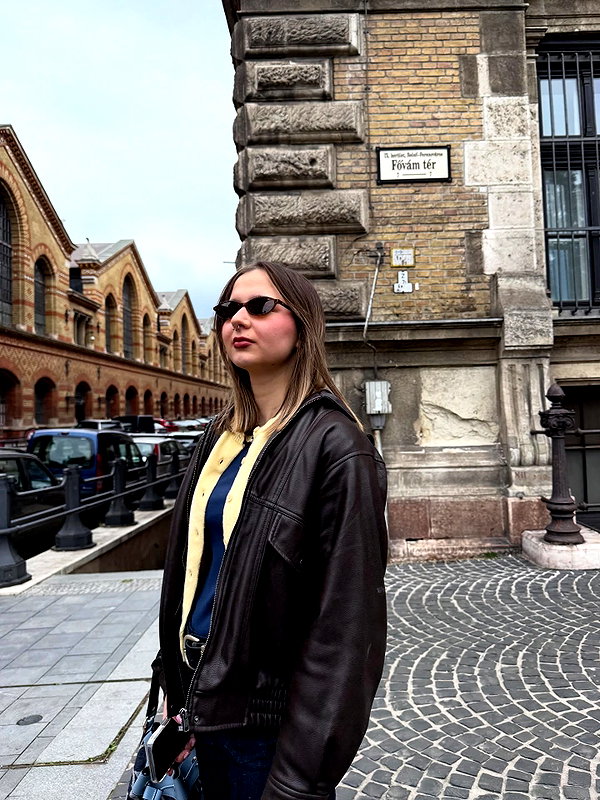 lihi.k_ instagram image archive image
