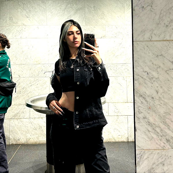 ayash.hila instagram image archive image