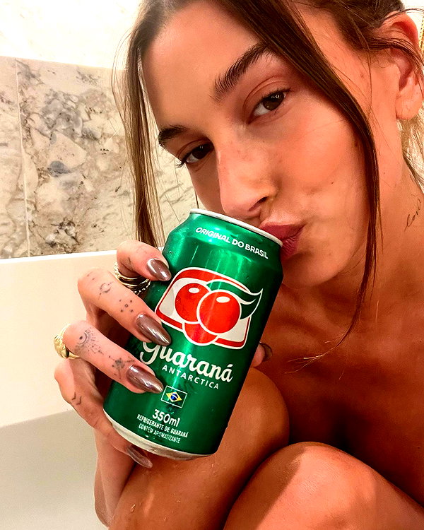 haileybieber instagram image archive image