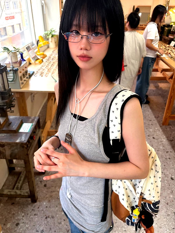 srillun instagram image archive image