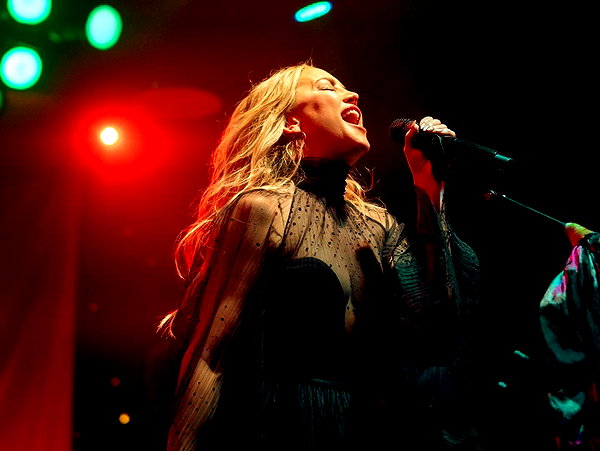 katehudson instagram image archive image