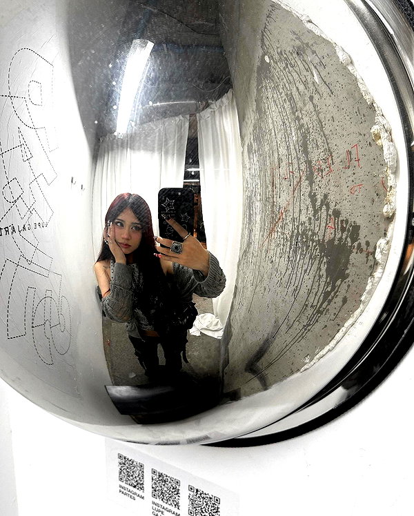 is2tian instagram image archive image