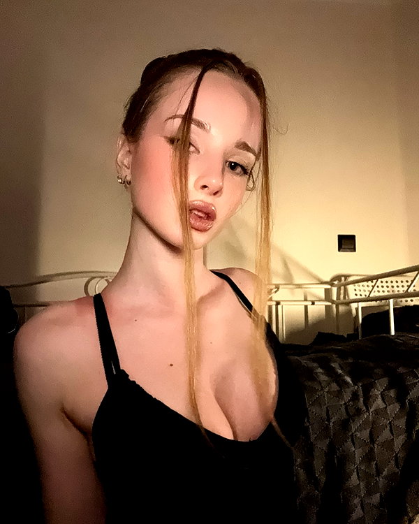 d.ddomyn instagram image archive image
