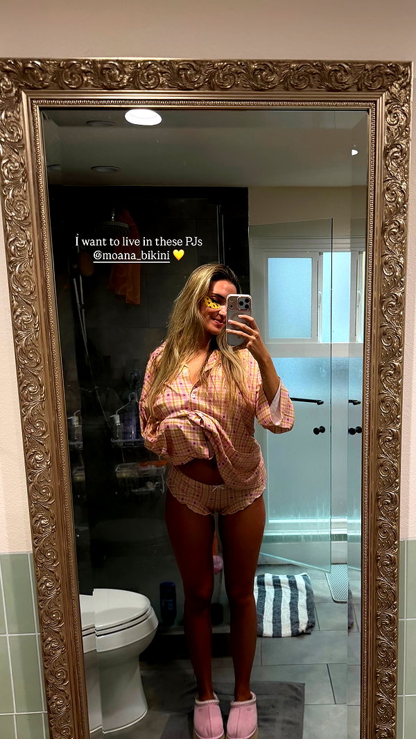 kaylasimmmons instagram image archive image