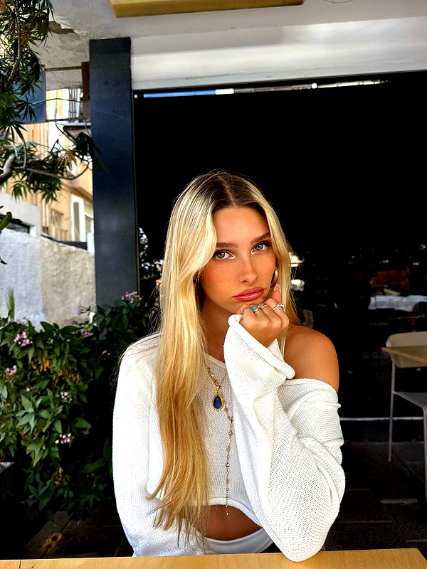 ella_netzer8 instagram image archive image