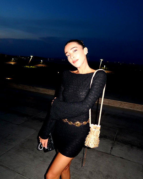 annezivi instagram image archive image