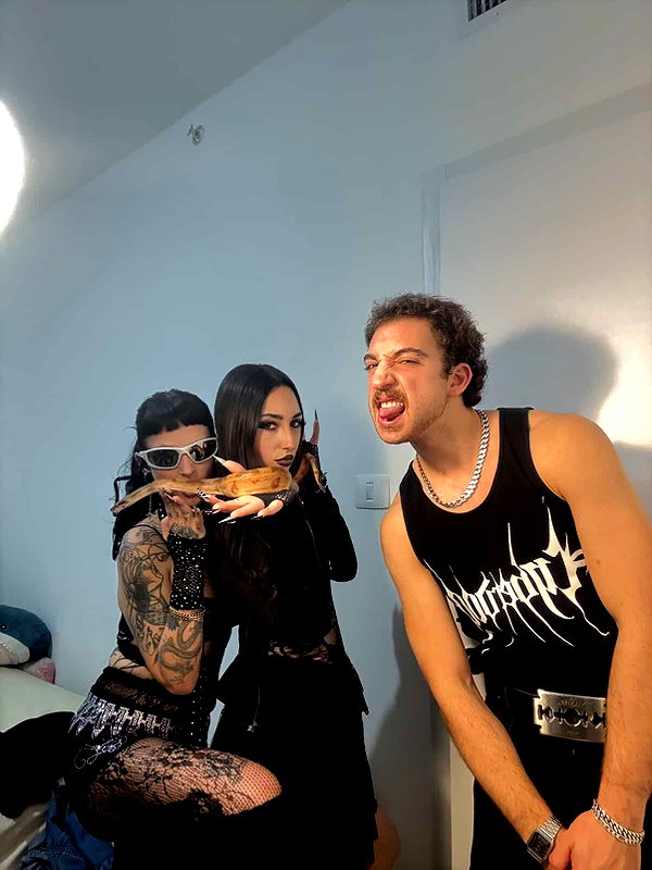 strawberryshanz instagram image archive image
