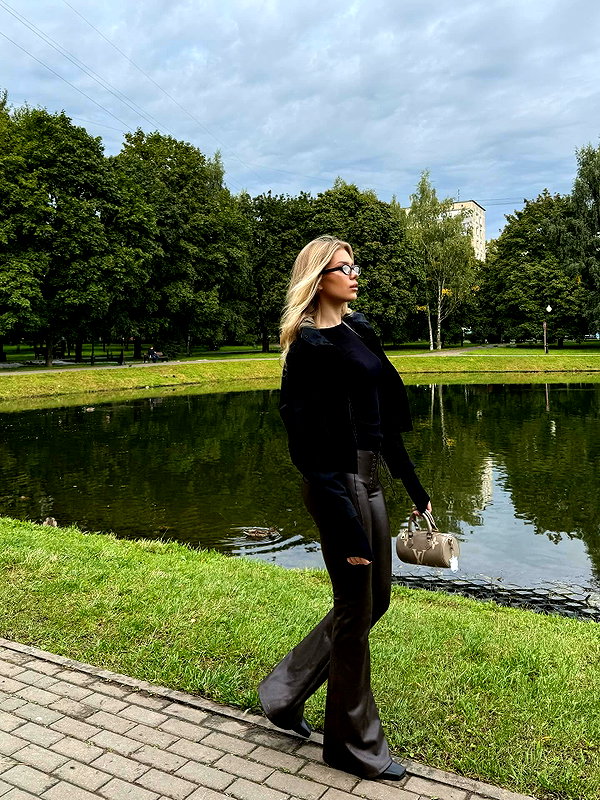esmireal instagram image archive image