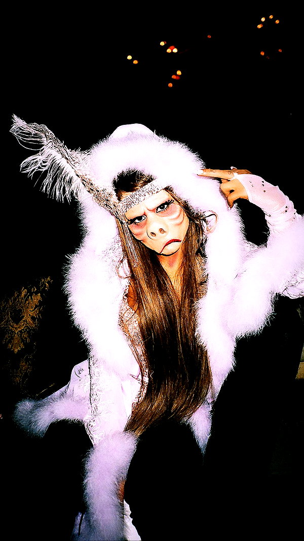 arianagrande instagram image archive image