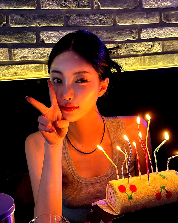 daxbin instagram image archive image