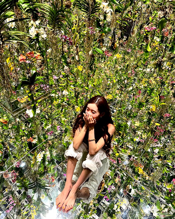 dear.zia instagram image archive image