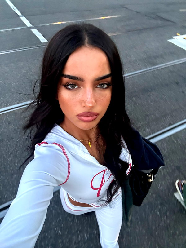 ellachristo instagram image archive image