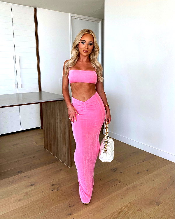 allieauton instagram image archive image