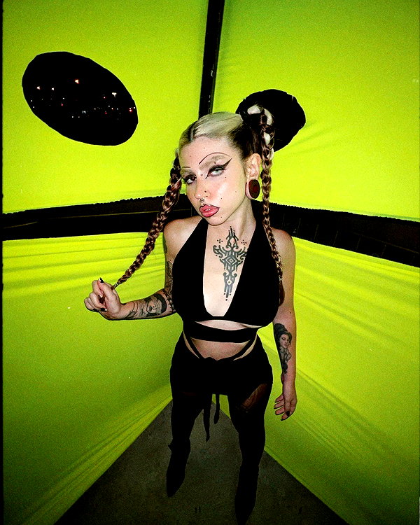 Archived image from @noyrll on Instagram
