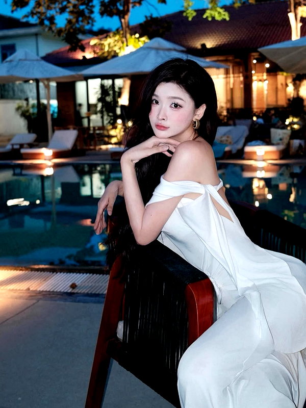 lyhythuedoxinh instagram image archive image