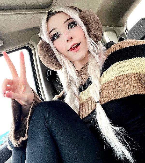 danielle.mercedie instagram image archive image