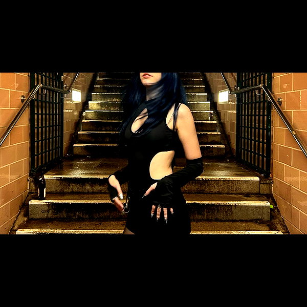 ayash.hila instagram image archive image