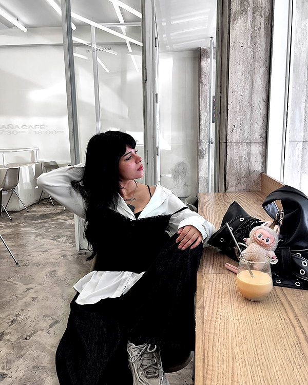 connie.01j instagram image archive image