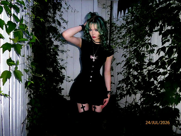 cyber.st4rz instagram image archive image