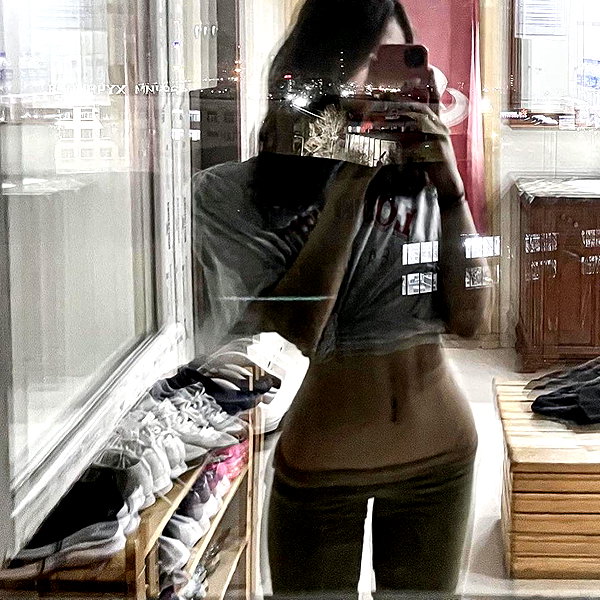 indra0102_ instagram image archive image