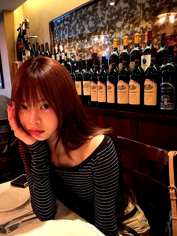 hhh.e_c.v instagram image archive image