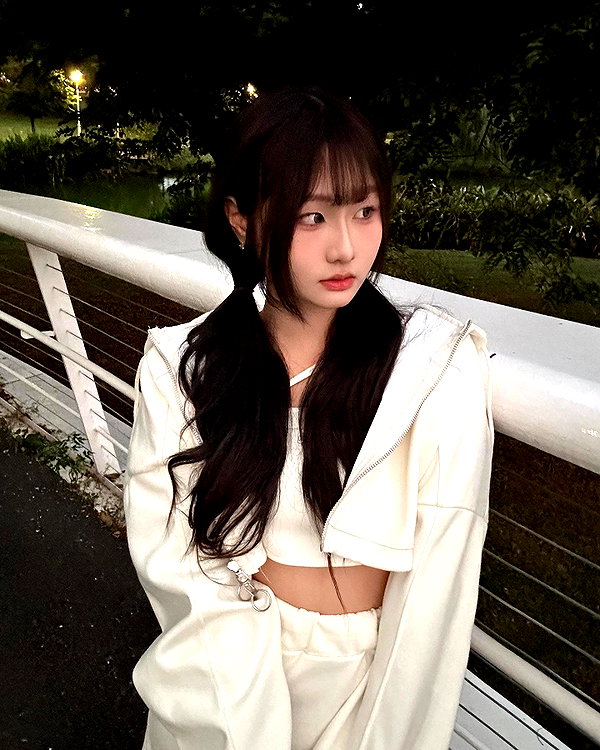 lai_931201 instagram image archive image