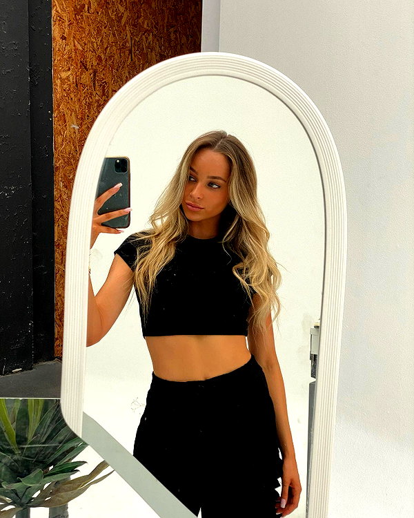 taylorcattanach instagram image archive image