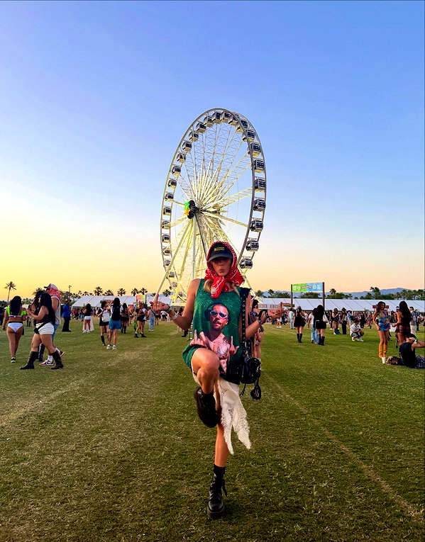 maya.keyy instagram image archive image