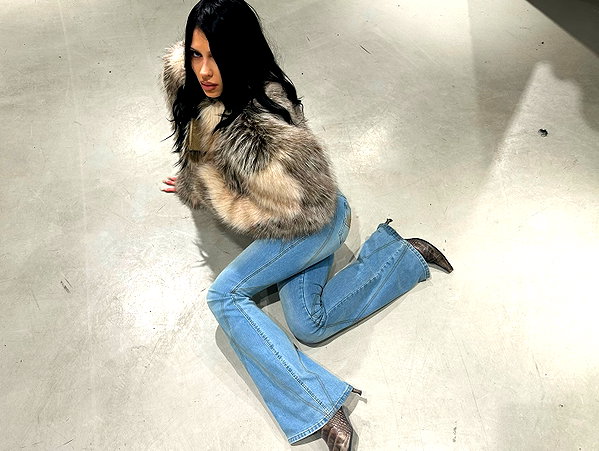 karolinaawasik instagram image archive image