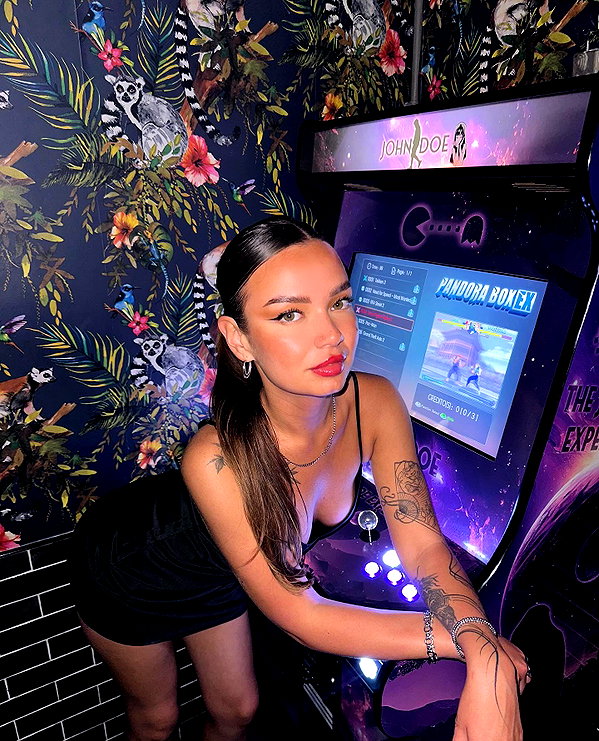daria.temnik1 instagram image archive image
