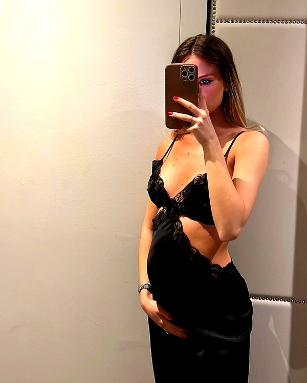barzomer instagram image archive image