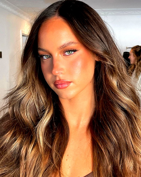 olivia.mathers instagram image archive image