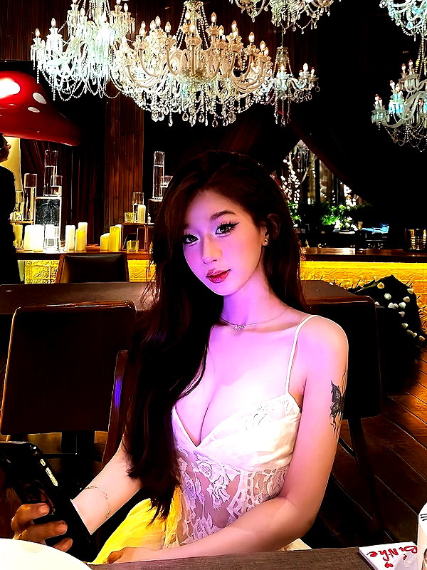 lyhythuedoxinh instagram image archive image